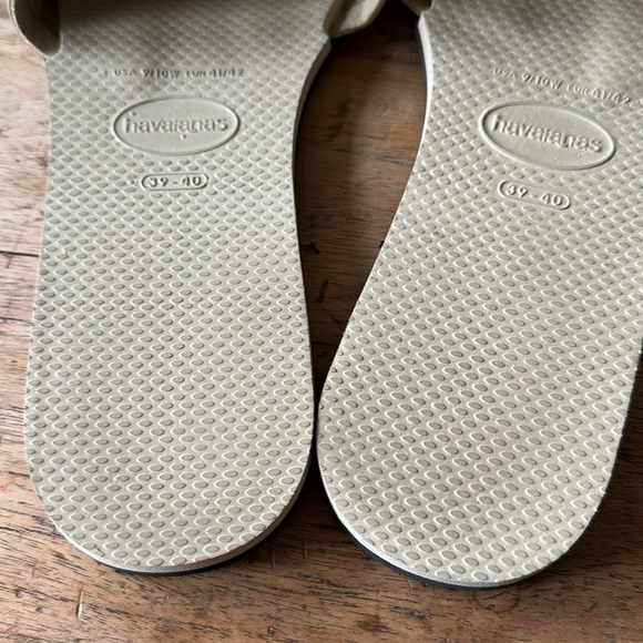 Havaianas Women's You Trancoso Premium Slide Sandals Size 9/10 Metallic Zigzag - Picture 4 of 8